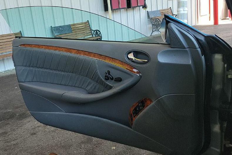 2006 Mercedes-Benz CLK-Class Image 18