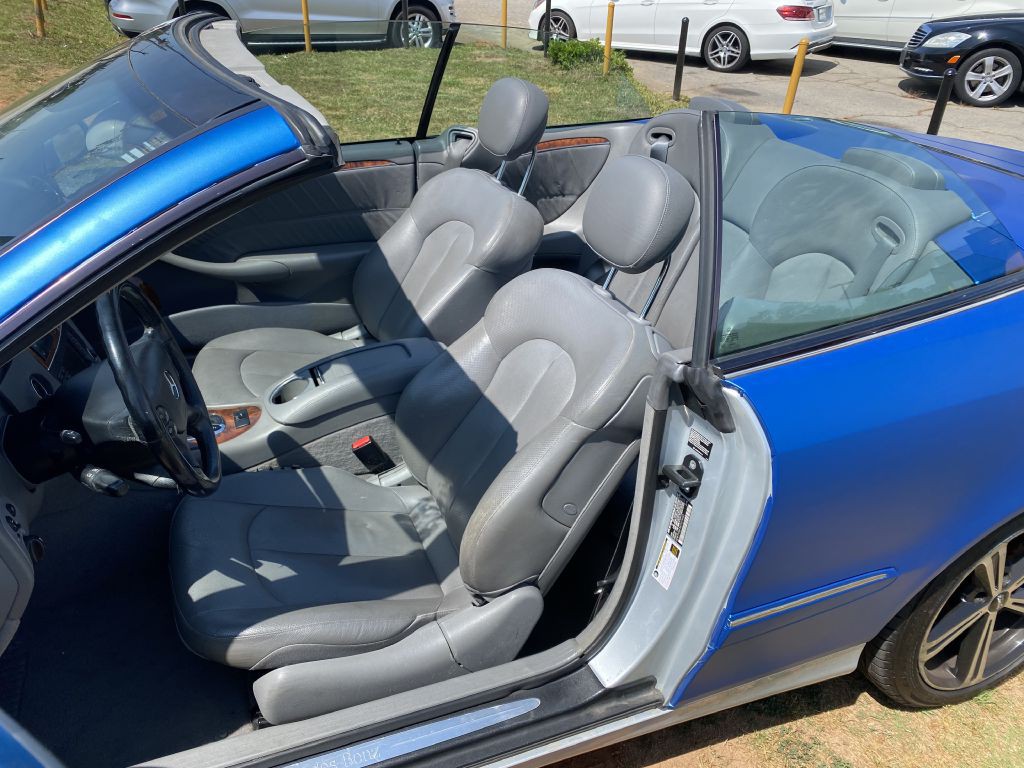 2006 Mercedes-Benz CLK-Class Image 22