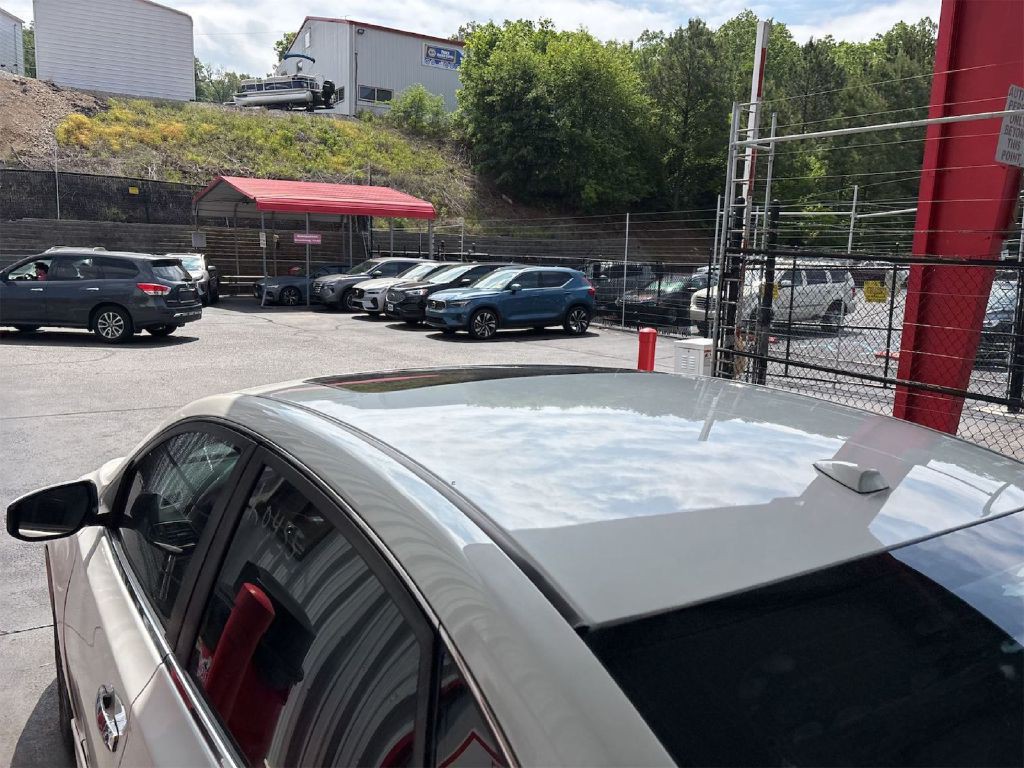 2017 Nissan Sentra Image 9