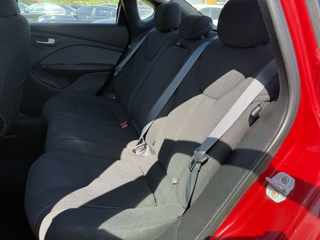 2013 Dodge Dart Image 20