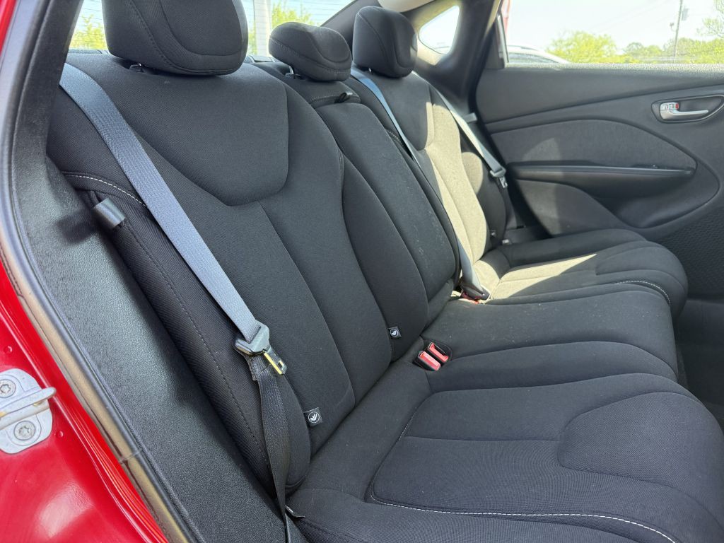 2013 Dodge Dart Image 25