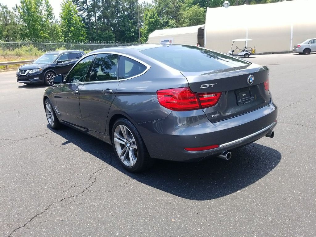 2016 BMW 3 Series Image 6