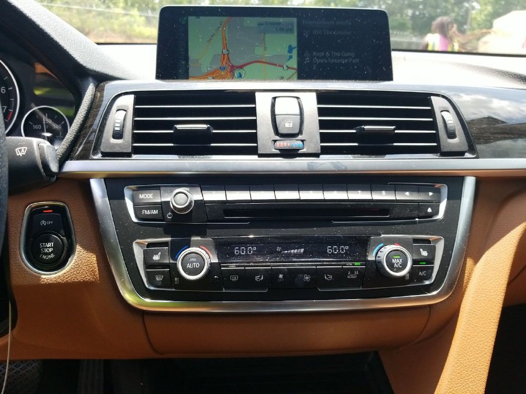 2016 BMW 3 Series Image 10