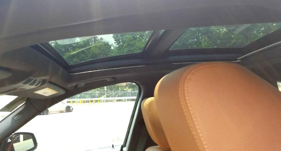 2016 BMW 3 Series Image 11