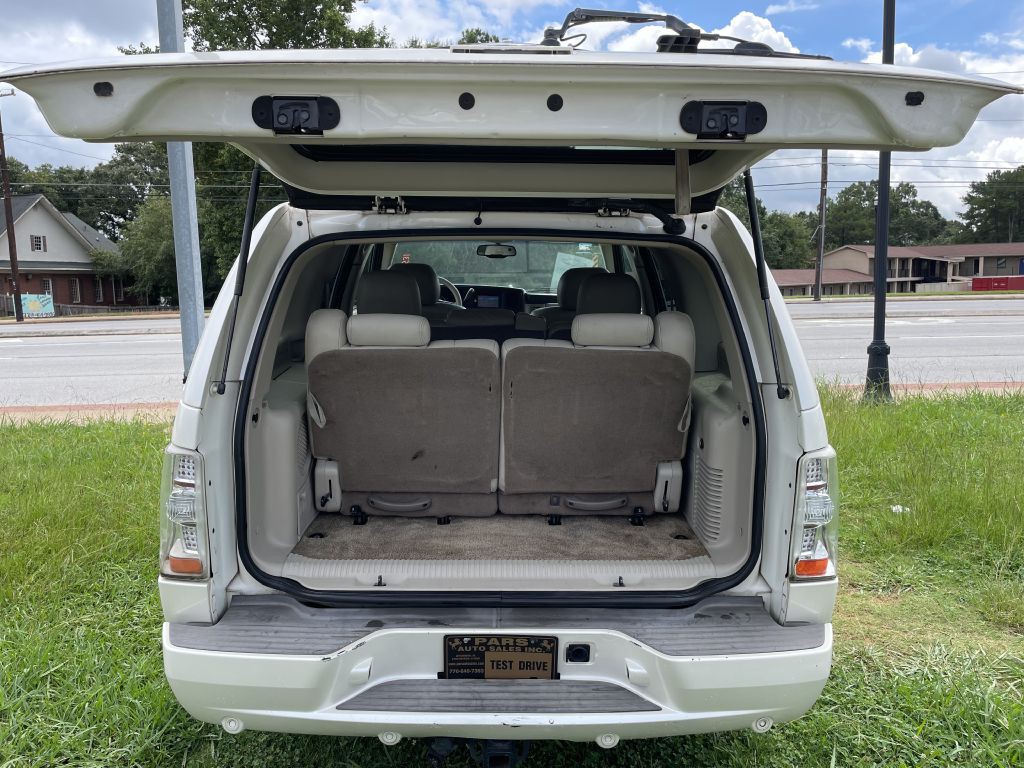 2003 Cadillac Escalade Image 16