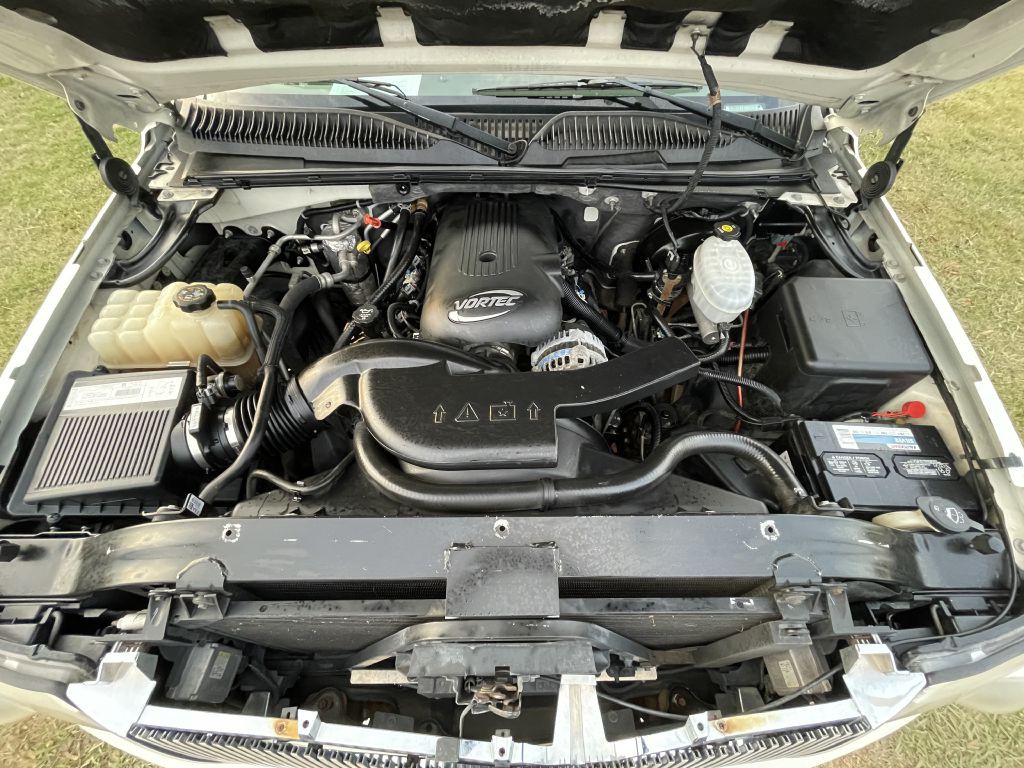 2003 Cadillac Escalade Image 22