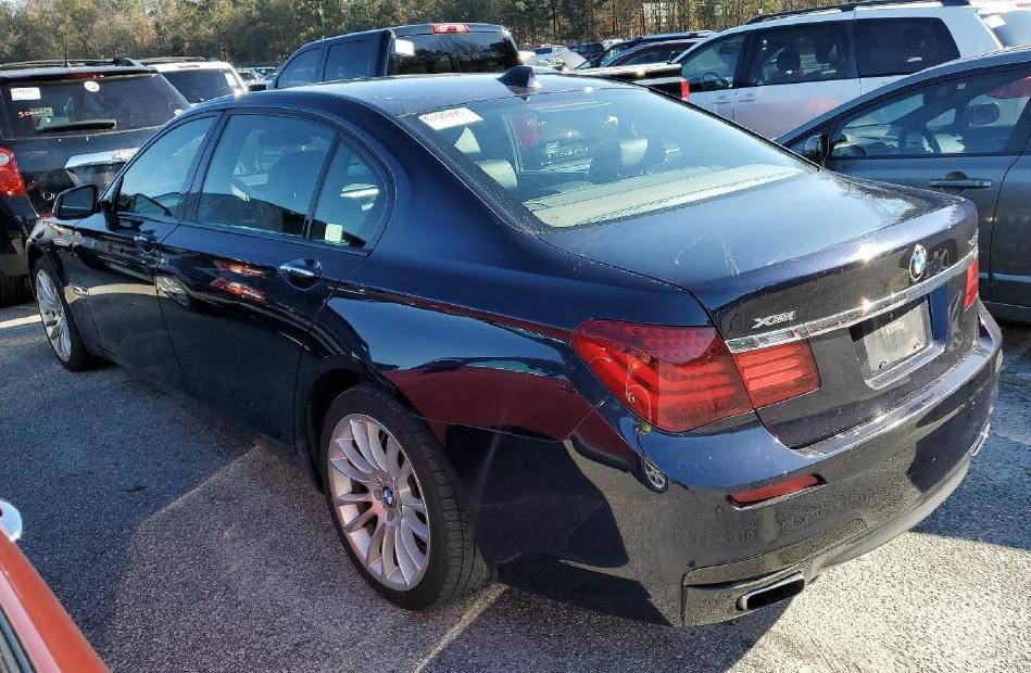 2013 BMW 7 Series Image 4