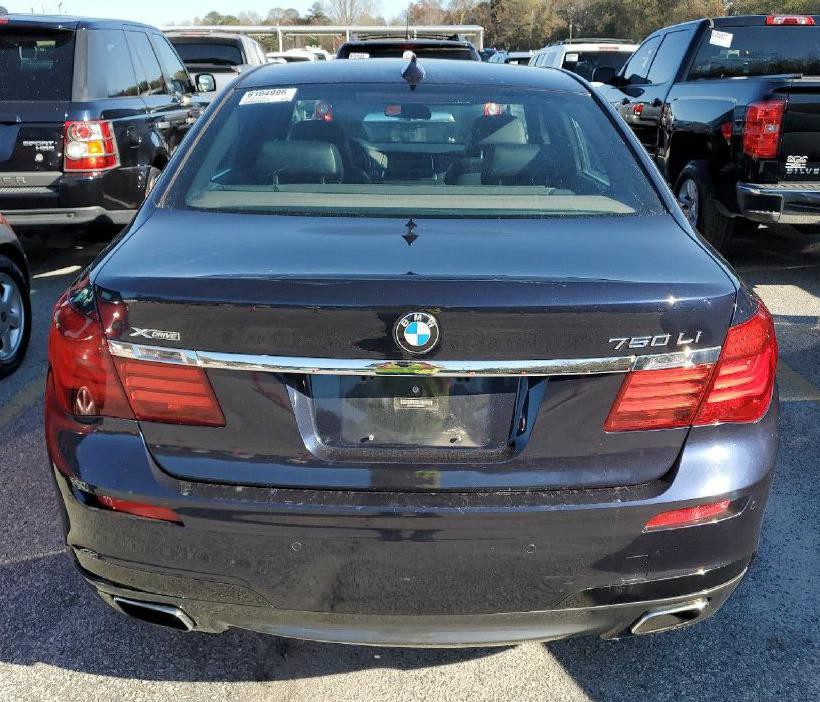2013 BMW 7 Series Image 5