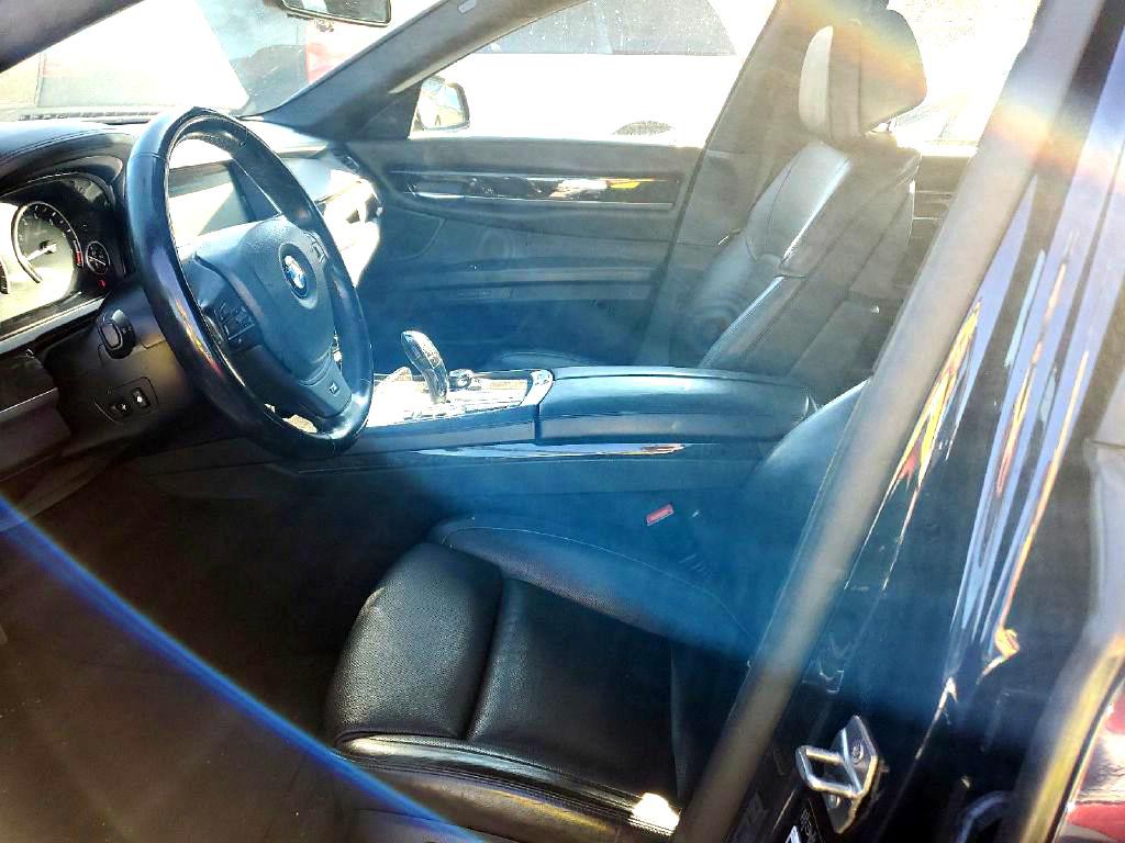 2013 BMW 7 Series Image 6