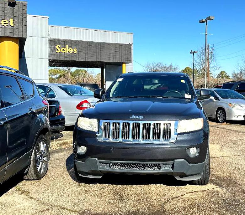 2012 Jeep Grand Cherokee Image 2