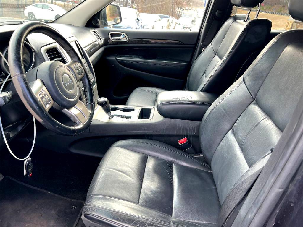 2012 Jeep Grand Cherokee Image 8