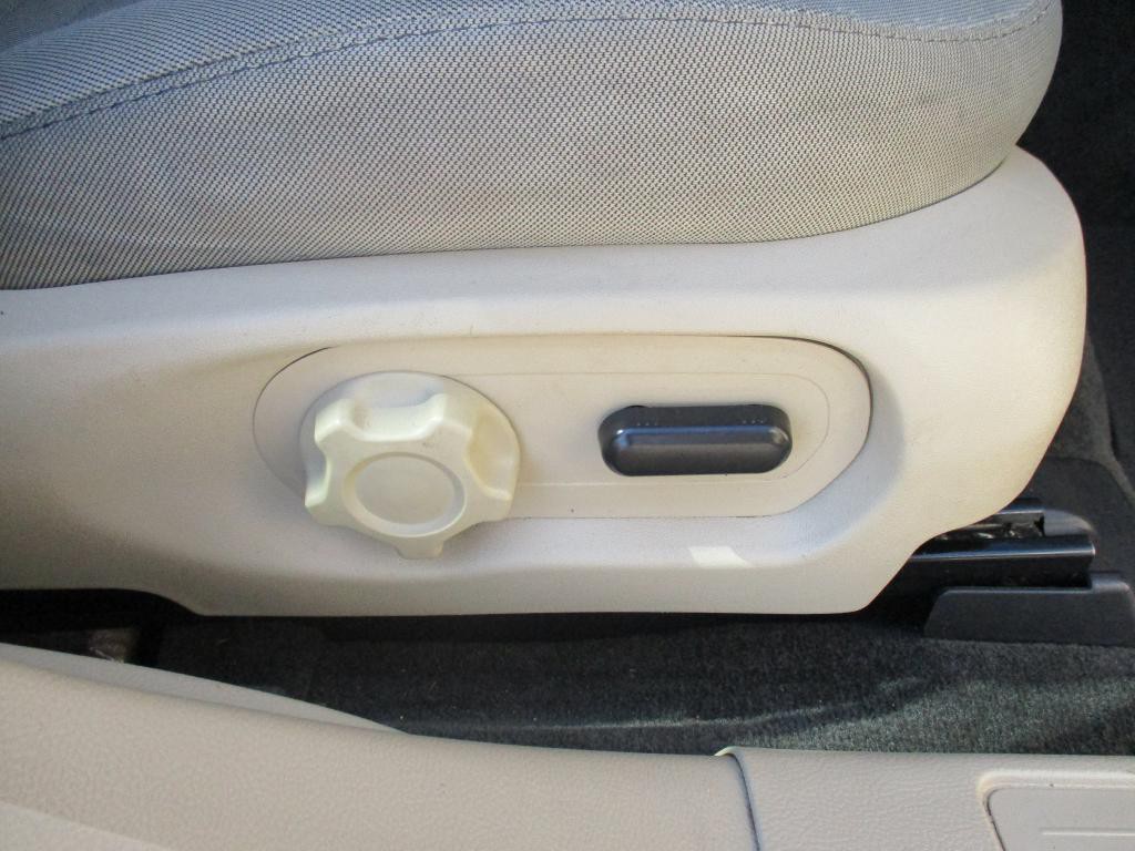 2014 Ford Taurus Image 14