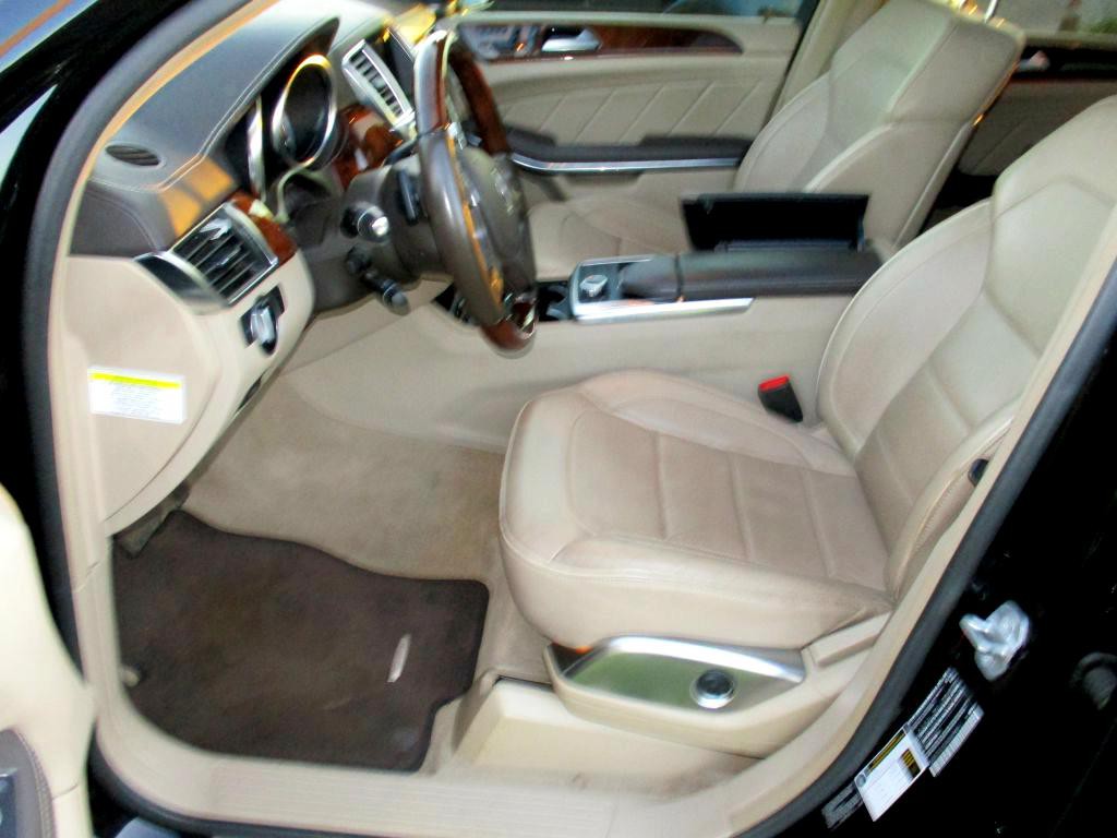 2013 Mercedes-Benz GL-Class Image 10