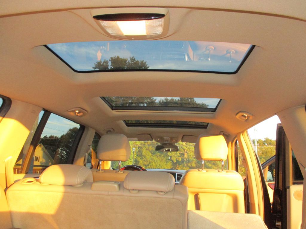 2013 Mercedes-Benz GL-Class Image 17