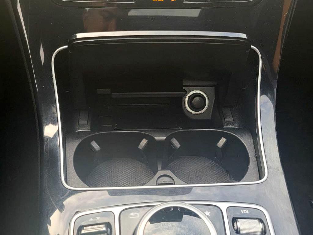2018 Mercedes-Benz C-Class Image 21