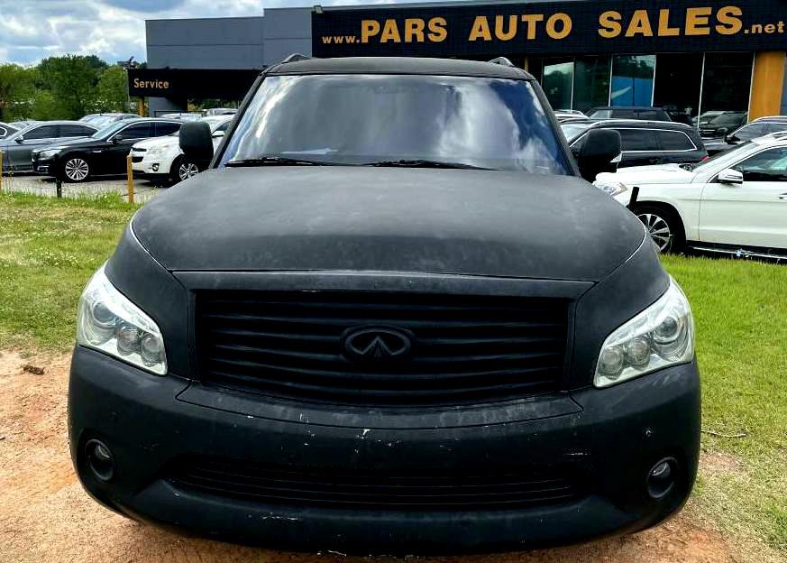 2011 INFINITI QX56 Image 2