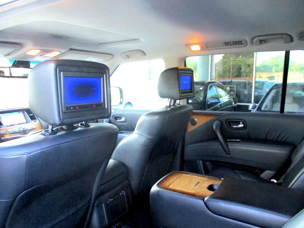 2011 INFINITI QX56 Image 11