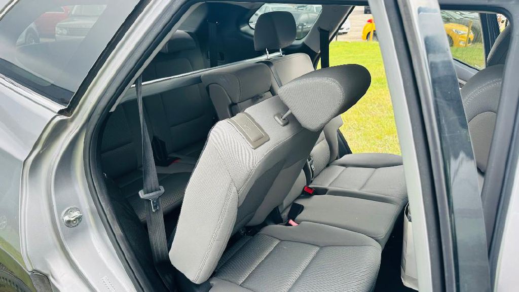 2018 Hyundai Santa Fe Image 10