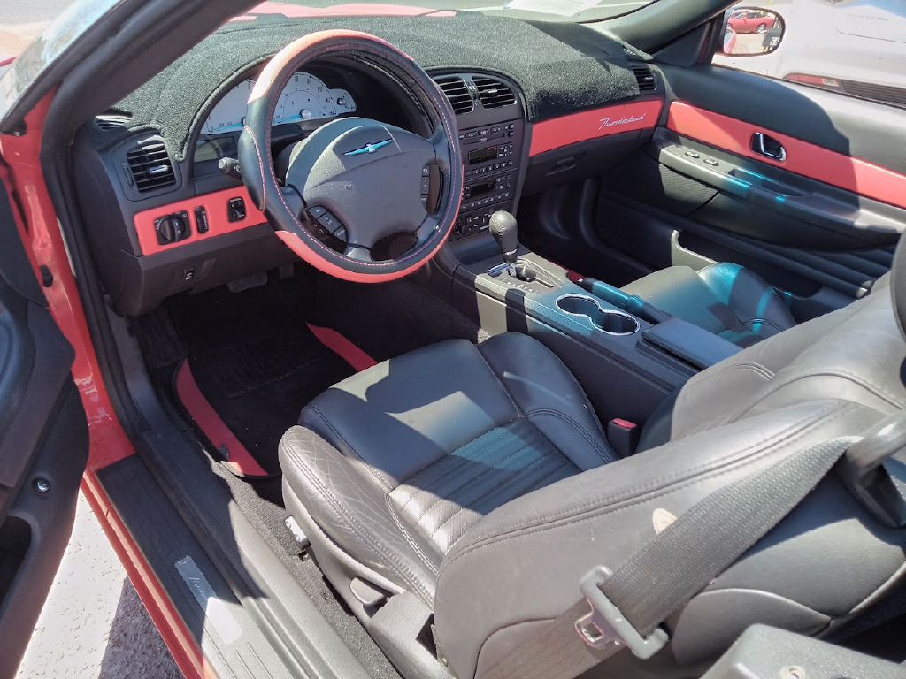 2002 Ford Thunderbird Image 7