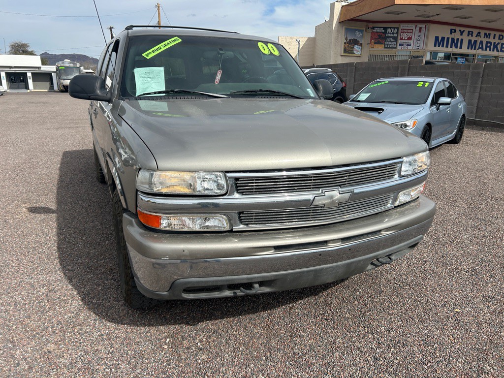 2000 Chevrolet Suburban Image 4