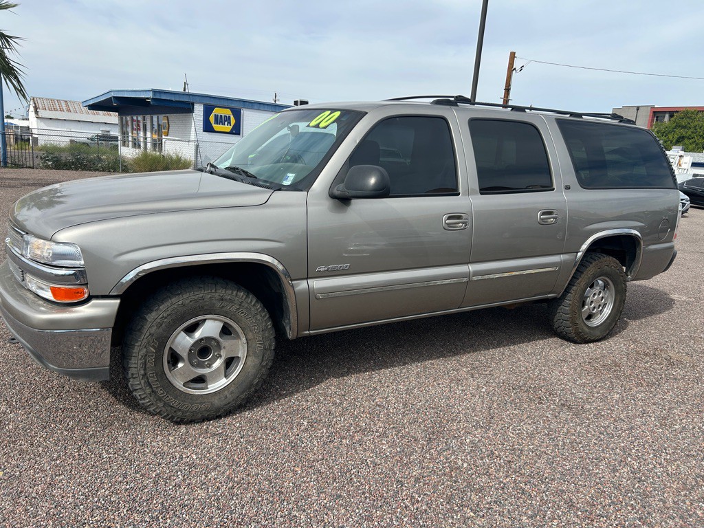 2000 Chevrolet Suburban Image 6