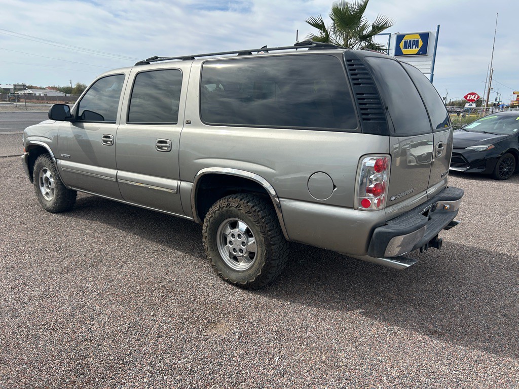 2000 Chevrolet Suburban Image 7
