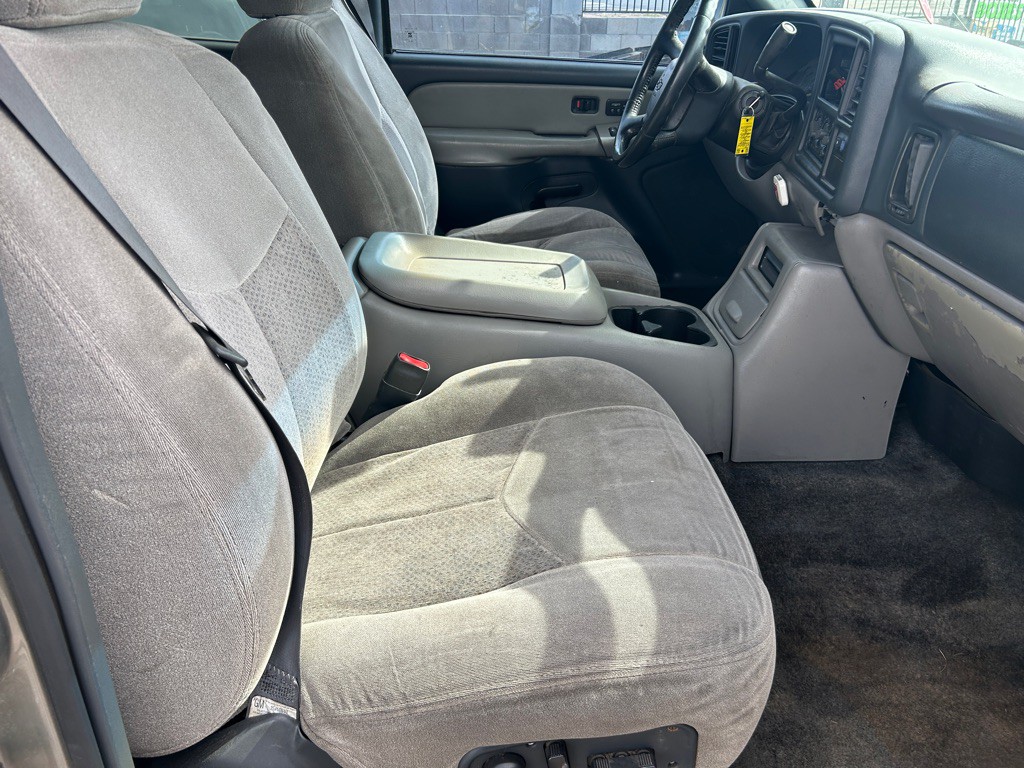 2000 Chevrolet Suburban Image 13