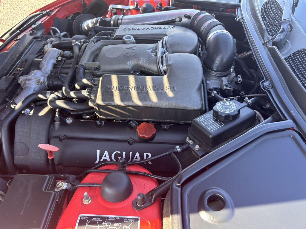 2000 Jaguar XK-Series Image 13