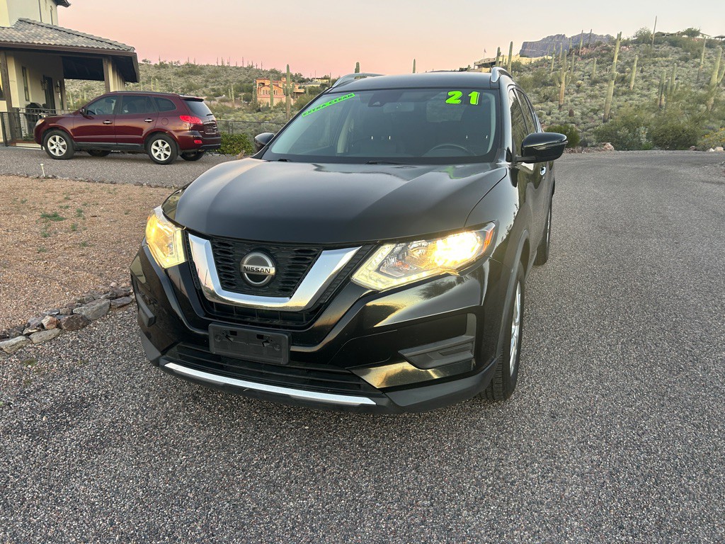 2020 Nissan Rogue Image 2