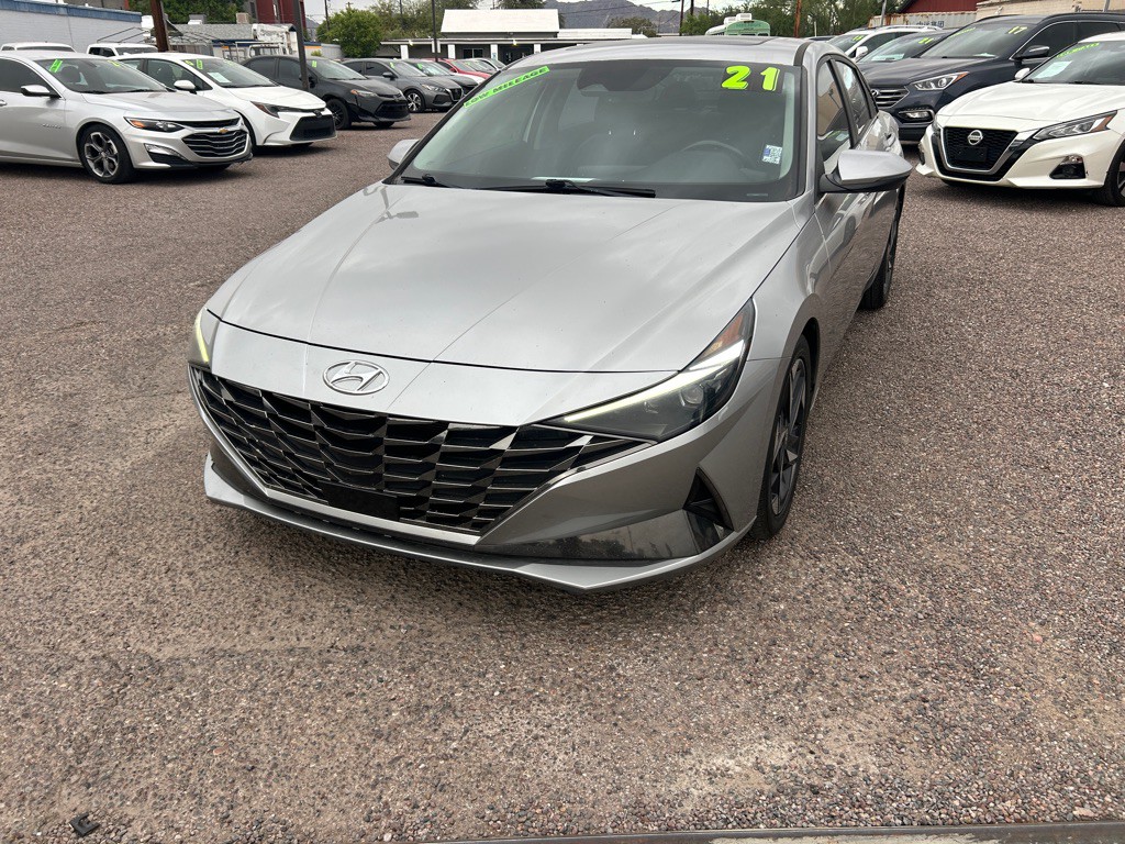 2021 Hyundai Elantra Image 2