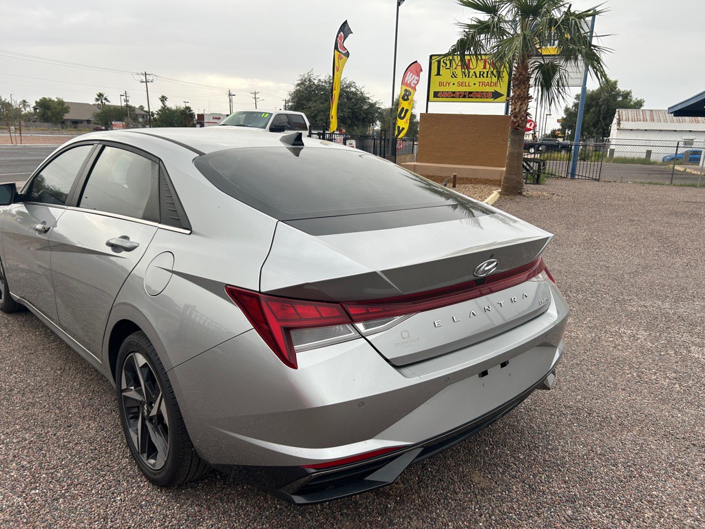 2021 Hyundai Elantra Image 10