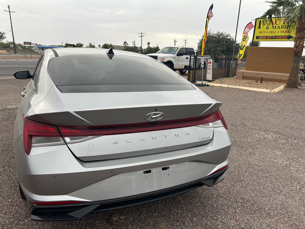 2021 Hyundai Elantra Image 11