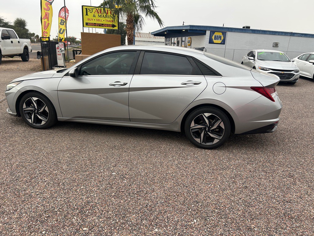 2021 Hyundai Elantra Image 12