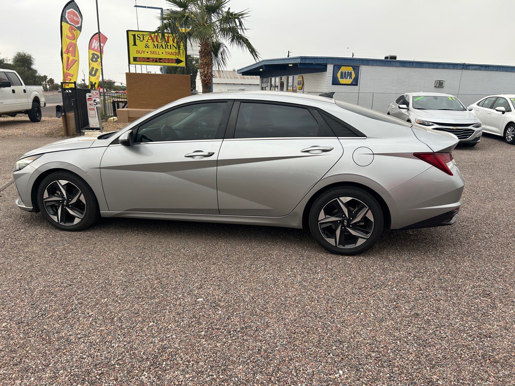 2021 Hyundai Elantra Image 13