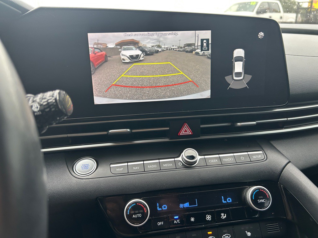 2021 Hyundai Elantra Image 18