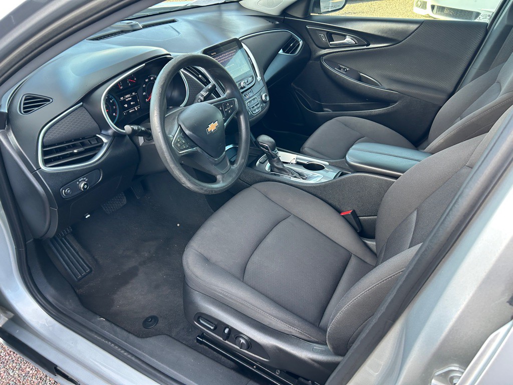 2021 Chevrolet Malibu Image 13
