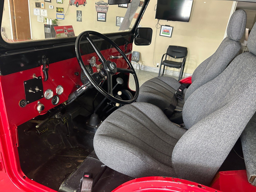 1961 Jeep Willie Image 4