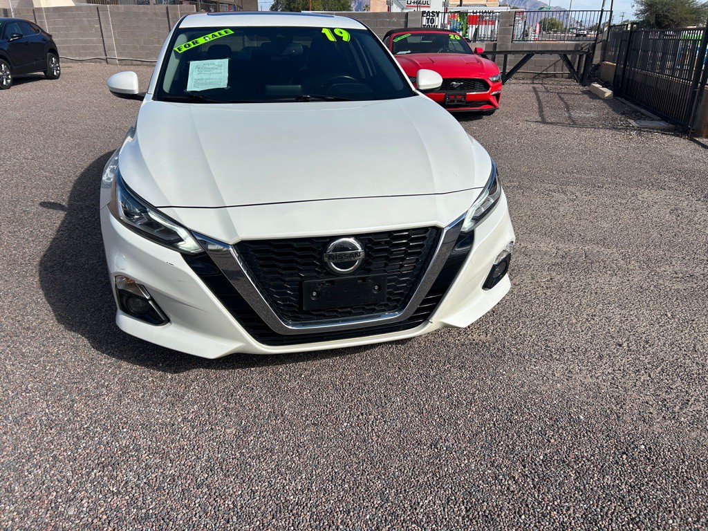 2019 Nissan Altima Image 3