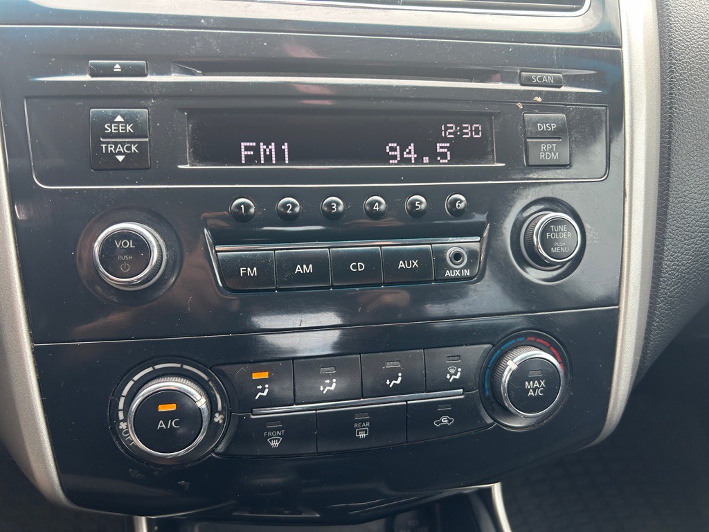 2015 Nissan Altima Image 13