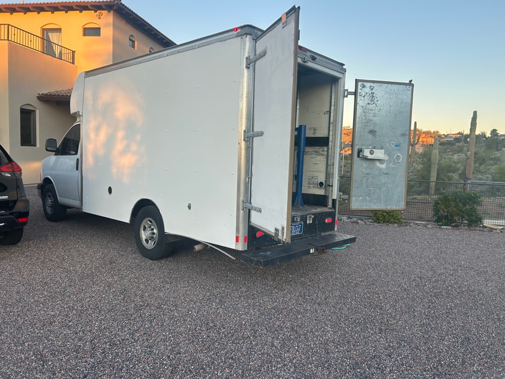 2019 Chevrolet Express Image 14