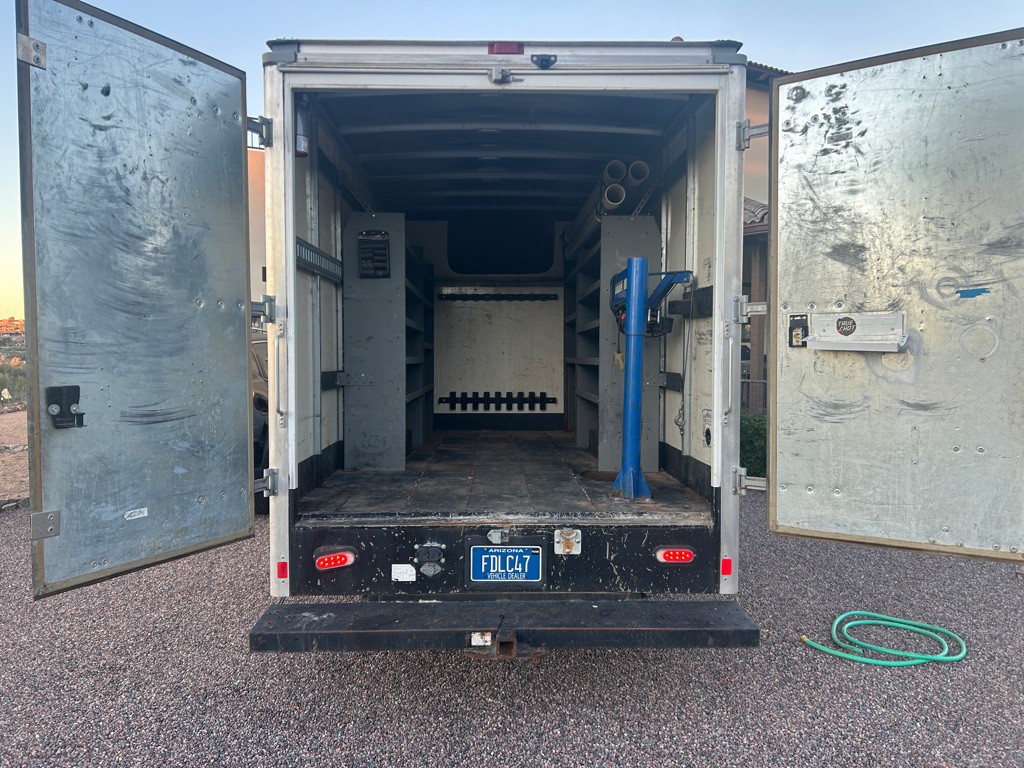 2019 Chevrolet Express Image 15