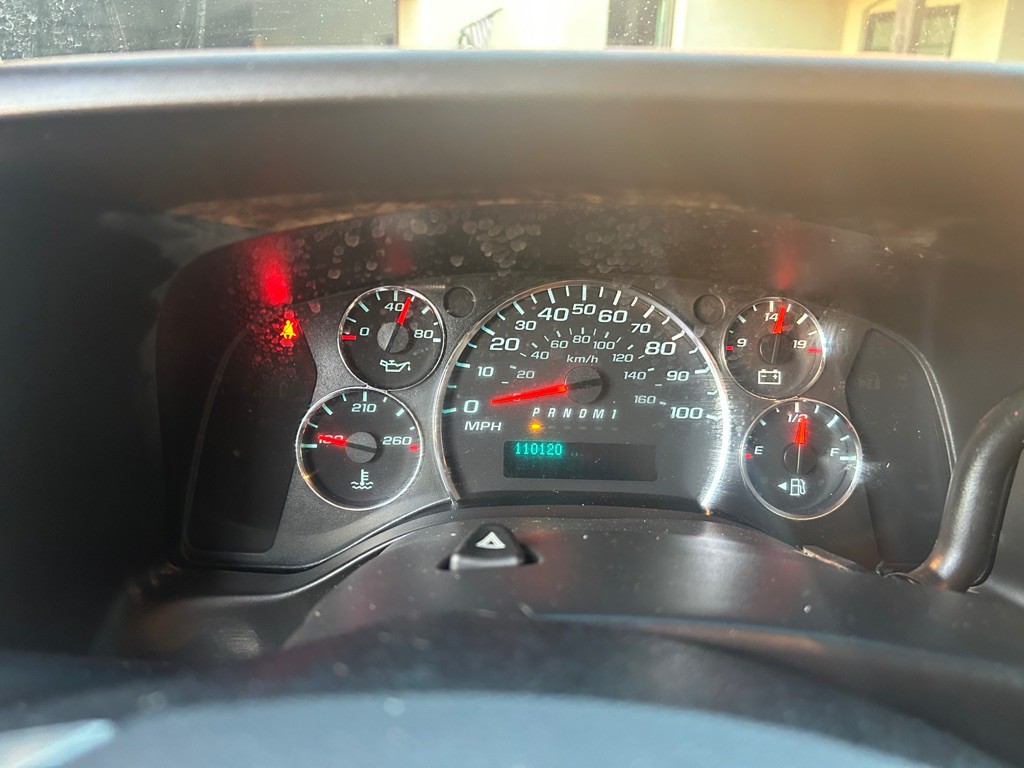 2019 Chevrolet Express Image 17