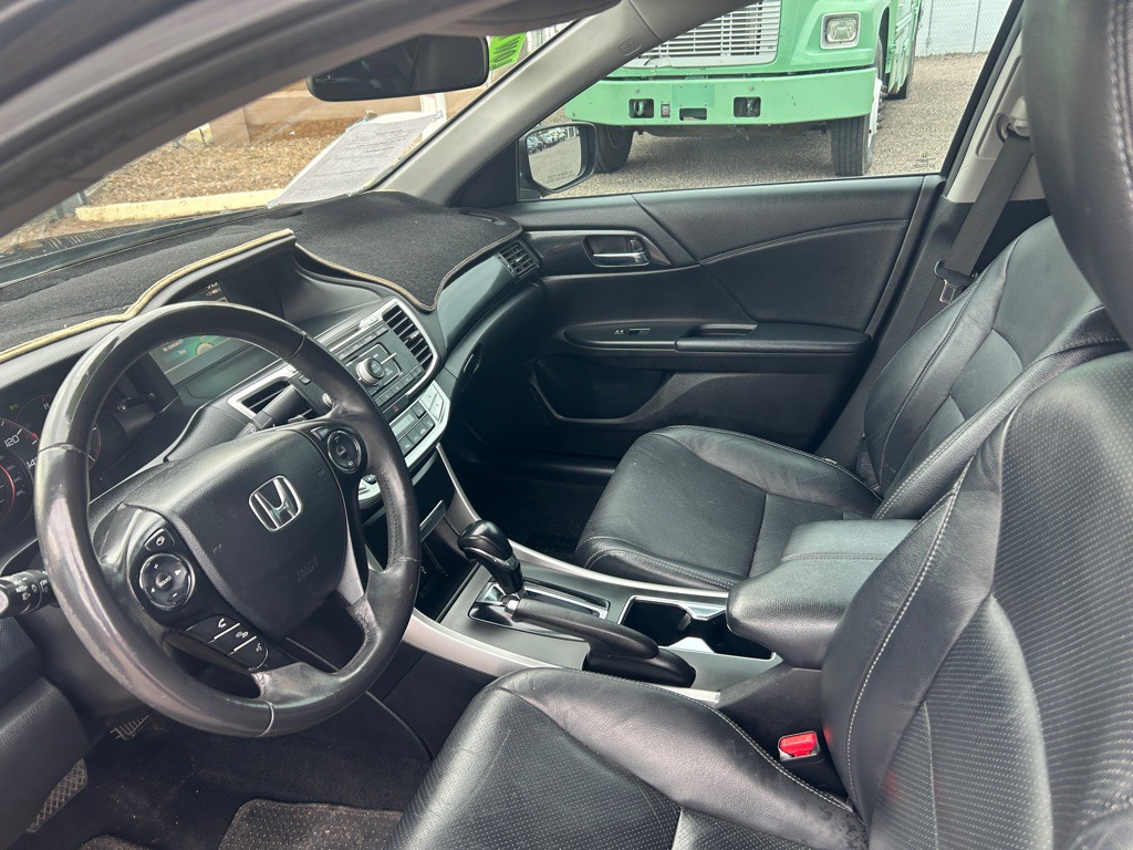 2014 Honda Accord Image 30
