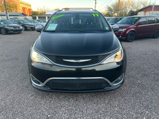 Image for 2017 Chrysler Pacifica Limited ID: 7157690