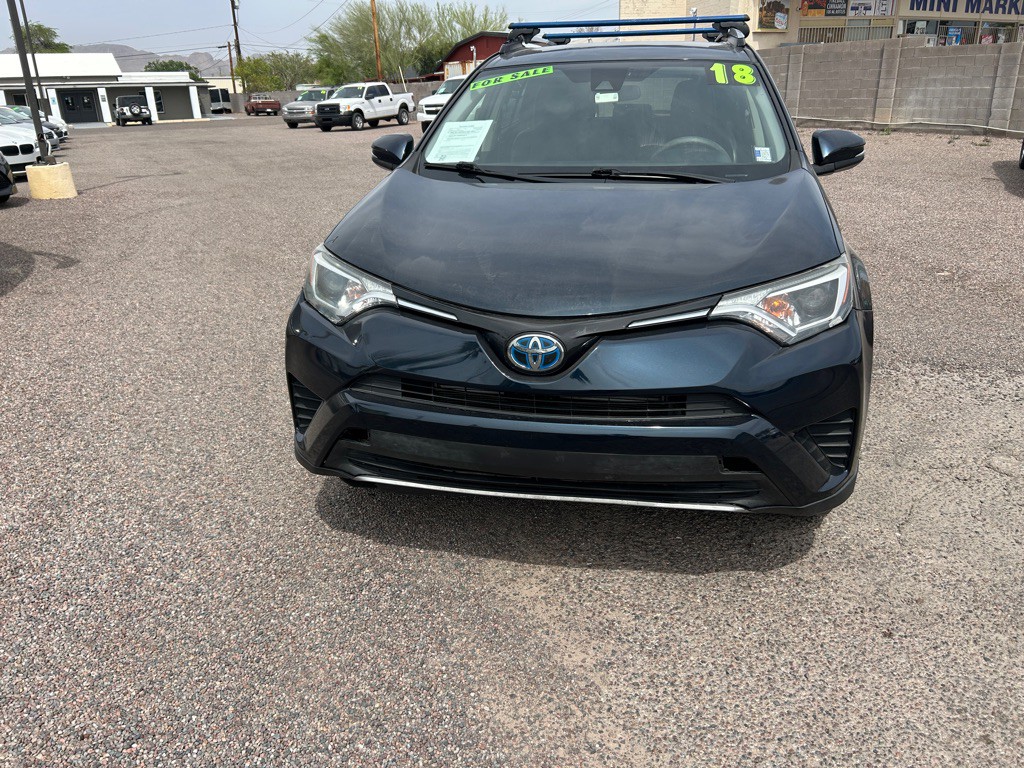 2018 Toyota Rav4 Image 2