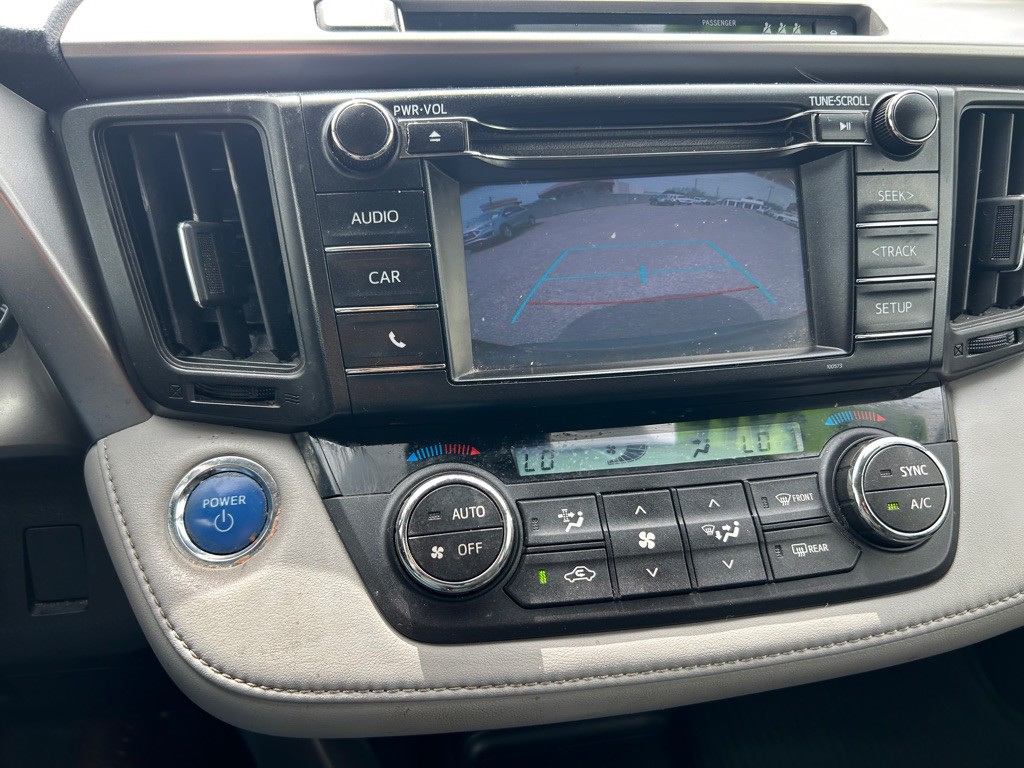 2018 Toyota Rav4 Image 24