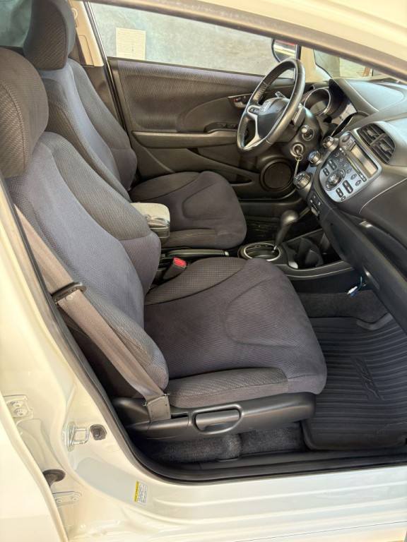 2013 Honda Fit Image 20
