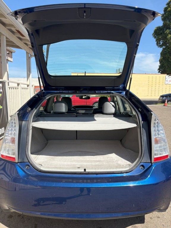2010 Toyota Prius Image 10