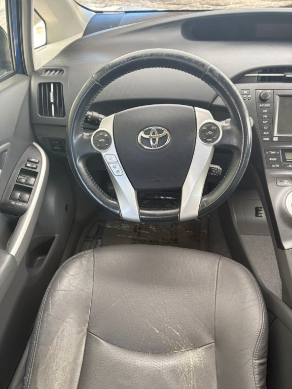 2010 Toyota Prius Image 17