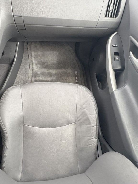 2010 Toyota Prius Image 21
